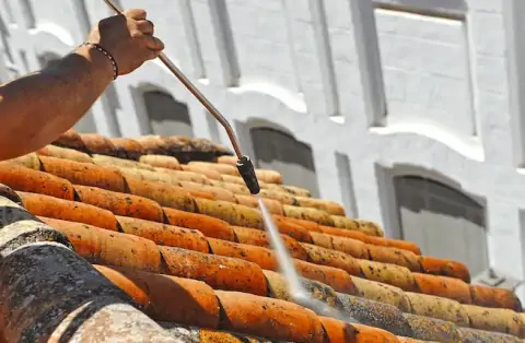 Nettoyage de toitures - Pernes-les-Fontaines